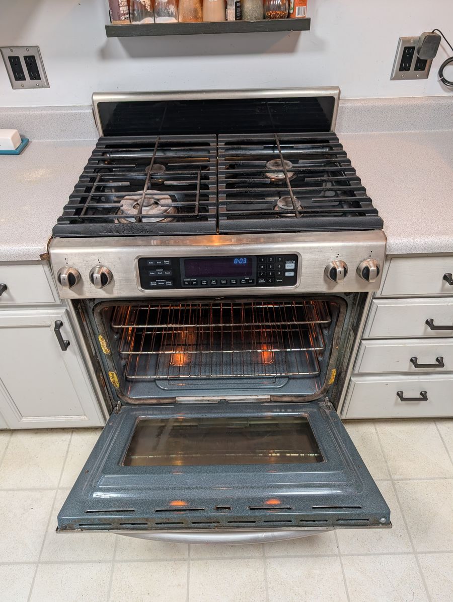 Same oven clean after cleaning